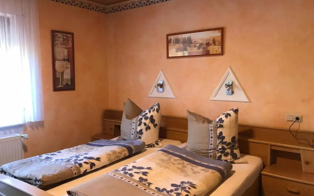 Pension-Ferienwohnungen-Ferienhaus Gwosch