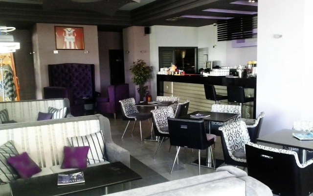 Kipseli Hotel