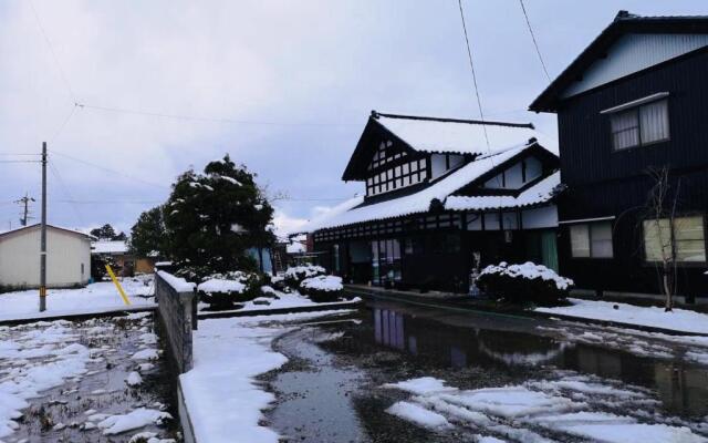 Fukui Furusato Chaya Kine to Usu