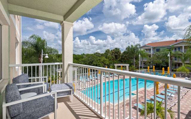 DoubleTree Suites by Hilton Naples
