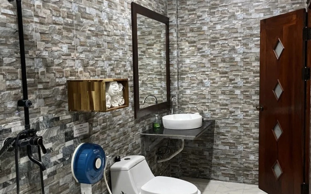 Xayana Home
