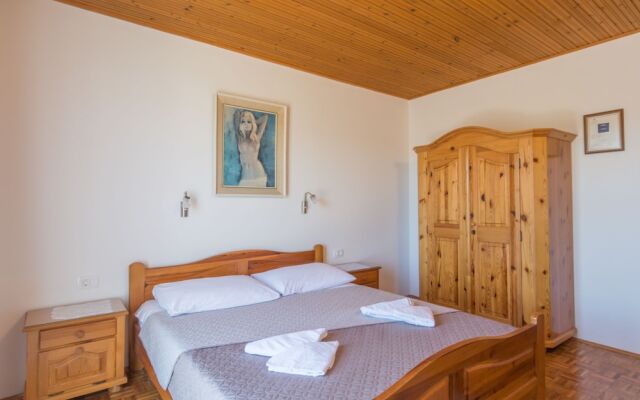 Bed & Breakfast Maki