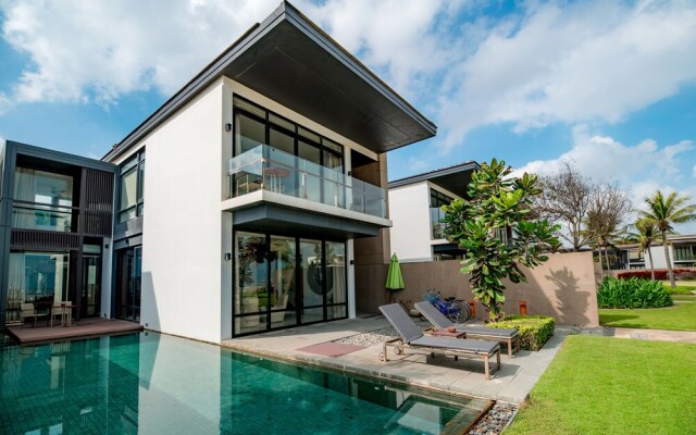 Beachfront Villa Danang Beach