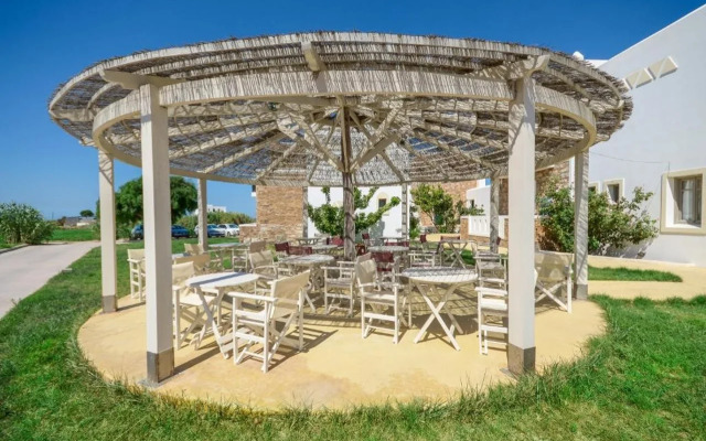 Plaka Hotel I