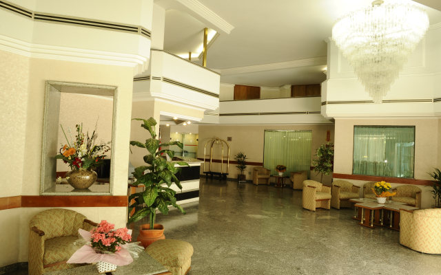 Hotel Augusta Boulevard