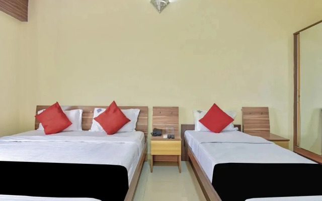Nakshatra Comforts by OYO Rooms