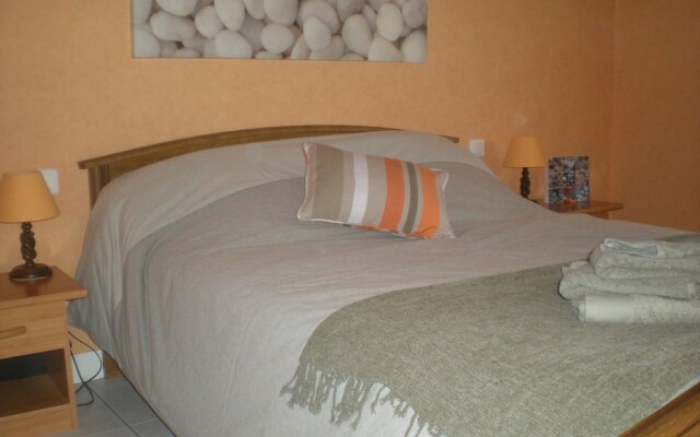 Cozy Holiday Home in Penmarch with Private Swimming Pool