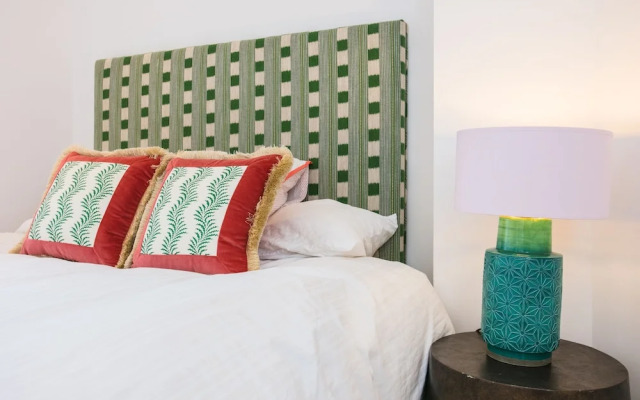 Quirky 2 Bedroom Portobello House With Roof Terrace