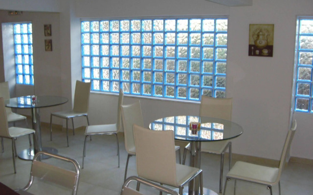 Cosmos Hotel