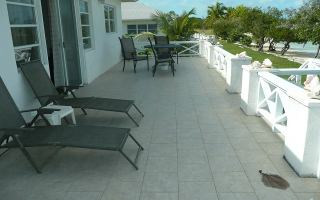 Cottage Cut Villas