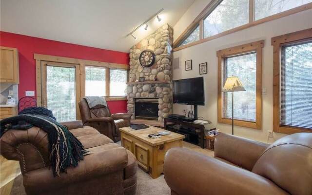 Saddle Creek Townhomes by Pioneer Ridge Management