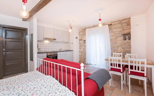 Old town studio and apartment