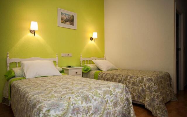 Ava Rooms