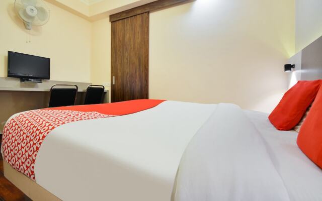 Oyo 6231 Hotel Aangan Regency