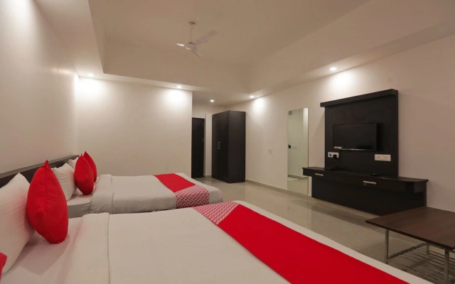 OYO 43440 Hotel Belmorrise