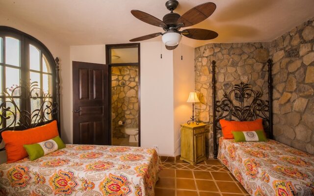 #1 House for Groups W/ocean Views at Hacienda Edith