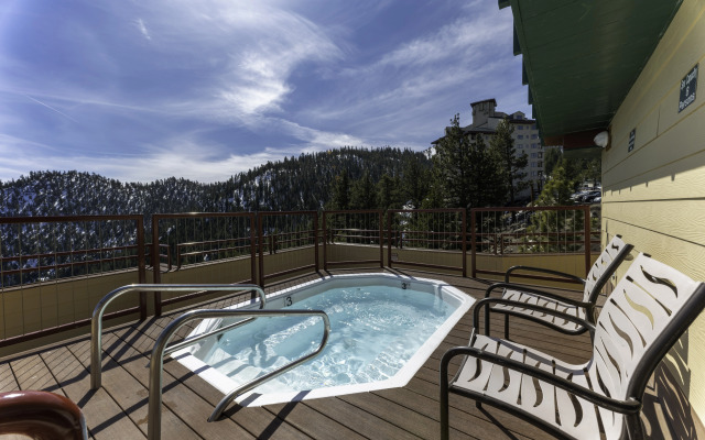 Holiday Inn Club Vacations Tahoe Ridge Resort by IHG