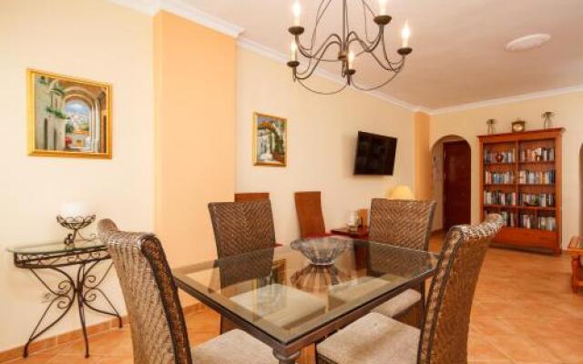 Carabeo 52 Apartments Casasol