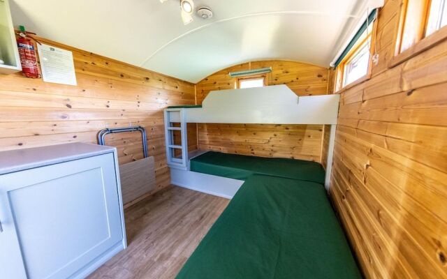 Orchard Hideaways