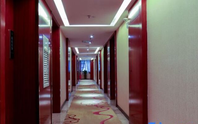 Qinglv International Hotel