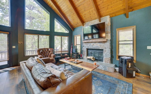 Peaceful Cabin Between Flagstaff & Sedona!