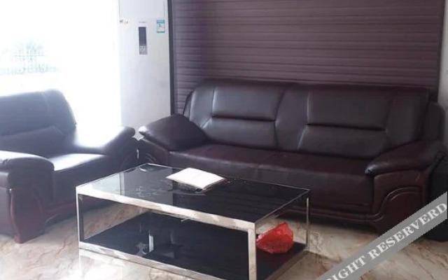 Home Inn Huaxuan Collection Hotel (Nanchang Bayi Square Jiangxi Normal University)