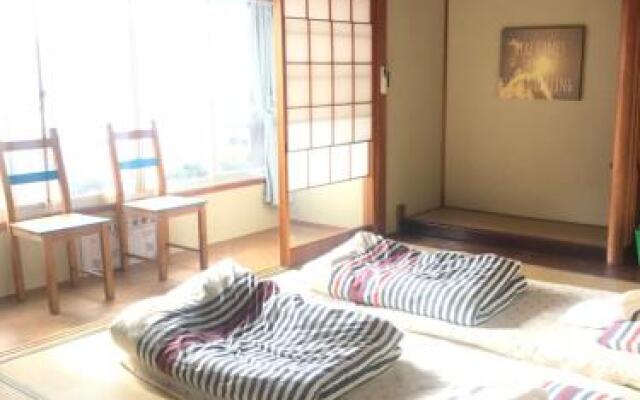 Cafe&Guest House Kaede - Hostel