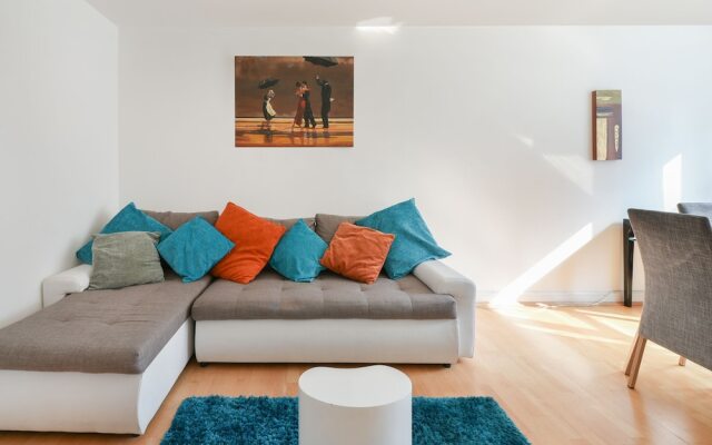 Kosterlitz Lodge 2-Bedroom Flat