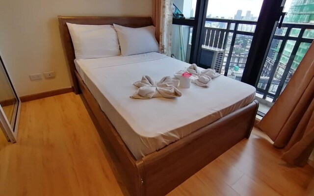Happy Suites at Knightsbridge Res Makati