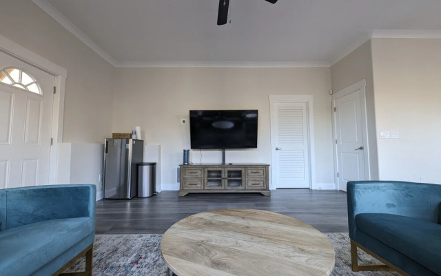 Colony Suite - Bridgegate