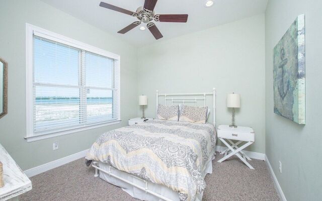 West Beach Home 2981