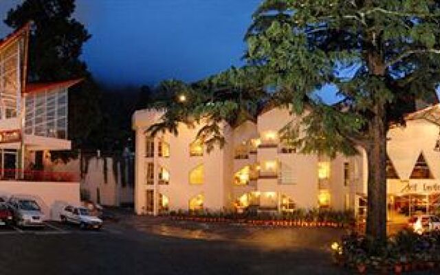 Hotel Arif Castles