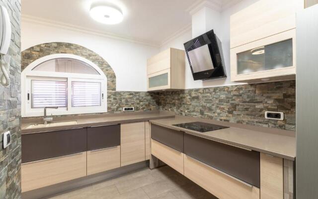 Flatguest Pajara + 2 terraces + 9 PAX + Sea view