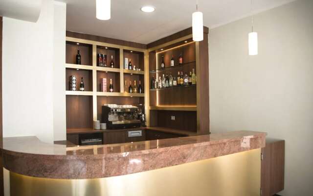 H&L Hotel
