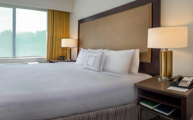 SpringHill by Marriott Centreville/Chantilly