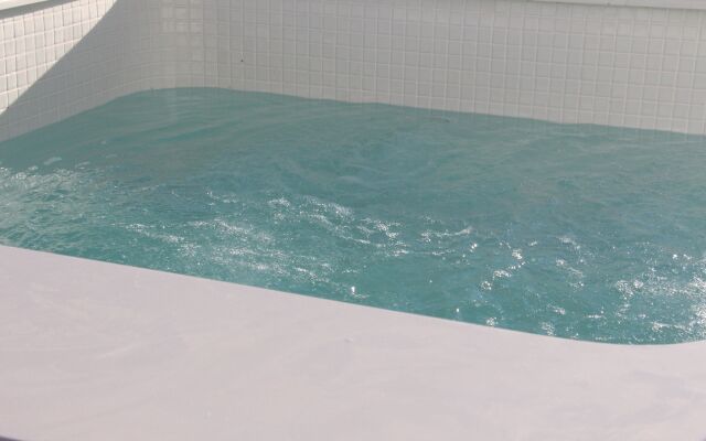 Emerald Collection Suites