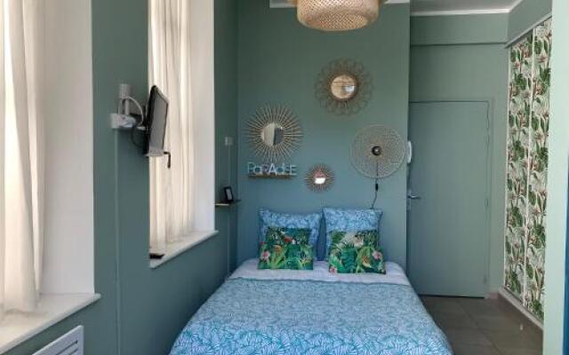 Vieux Port Studio Chic