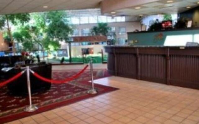 Townhouse Hotel Grand Forks