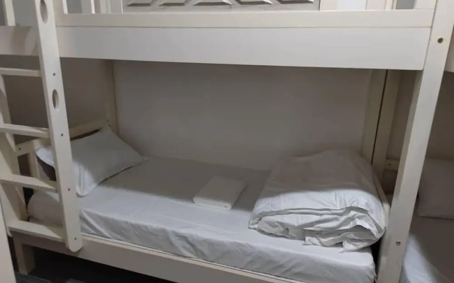 DNest Hostel