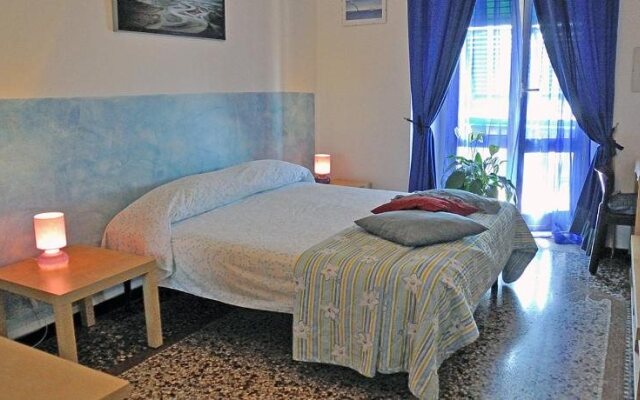 Delfino Blue