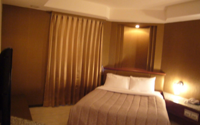 Windmill Fashion Hotel