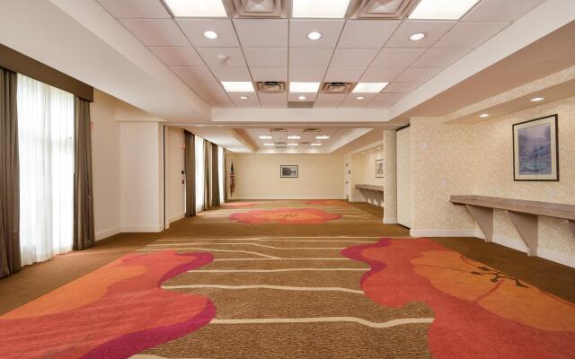 Hilton Garden Inn Kansas City