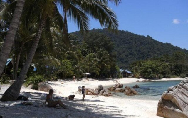 Coral View Island Resort