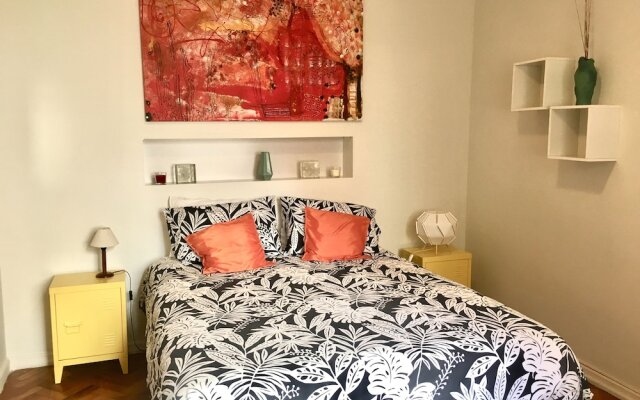 Leblon 2 Quartos 500 Metros da Praia