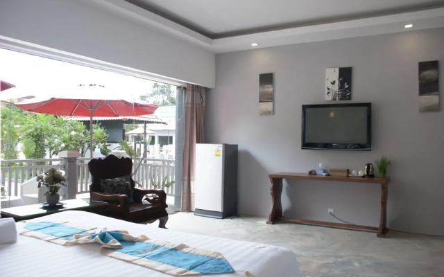Pillar Hotel