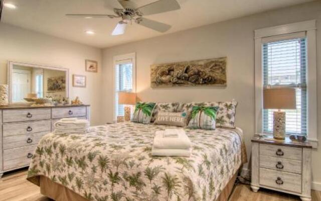 Courtyard #123 Condo