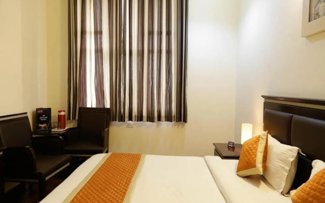 OYO 2166 Hotel KMahaveer