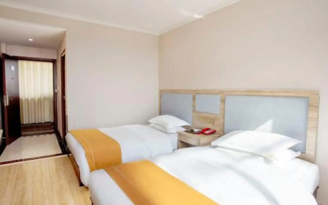 Jinding Hotel