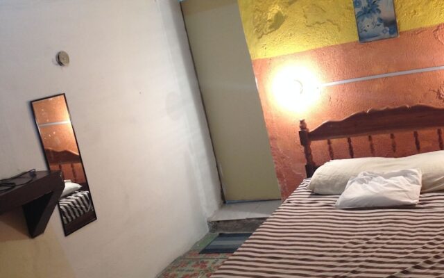 Hostal Casa Allende - Hostel
