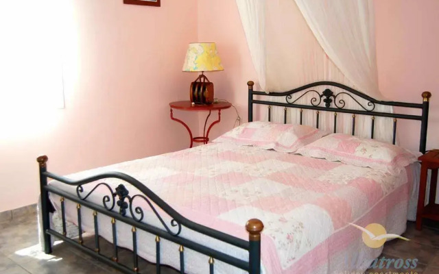 Albatross Holiday Apartments